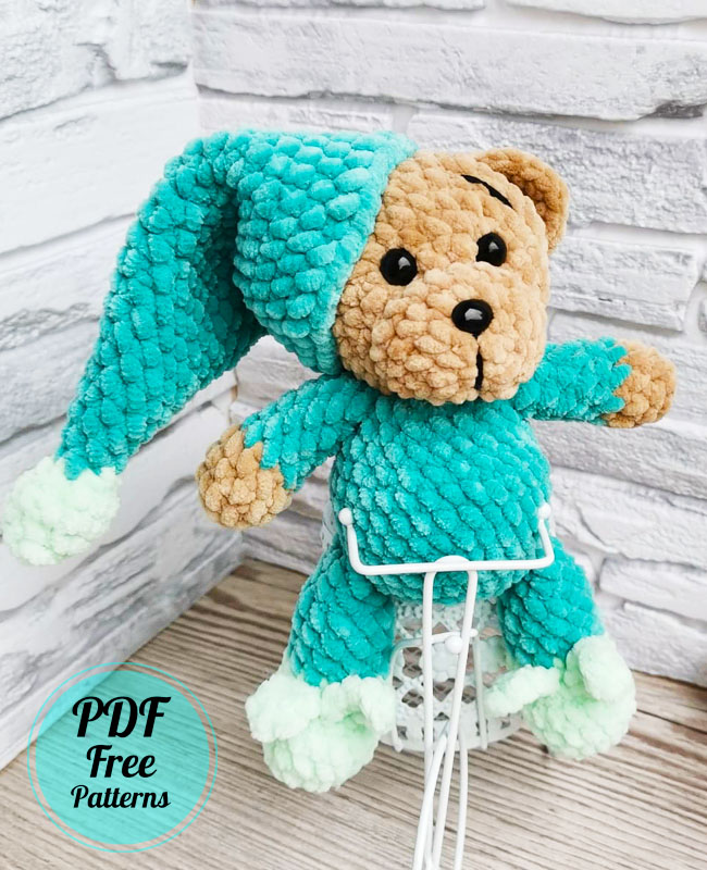 Crochet Teddy bear in Pajamas with Bunny Shoes (5)