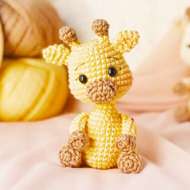 Sweet Giraffe Amigurumi Free pattern (1)