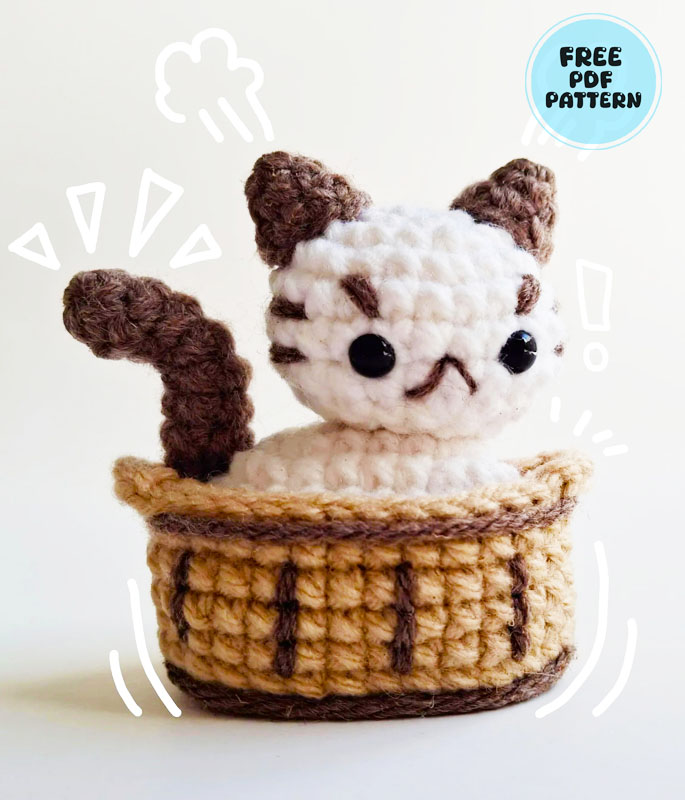 Amigurumi White Baby Kitty Sitting in a Basket (3)