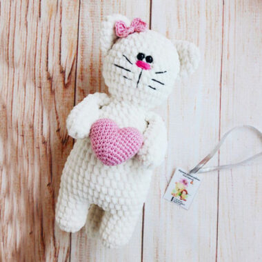 White Plush Cat Norry Amigurumi Free Pattern (2)