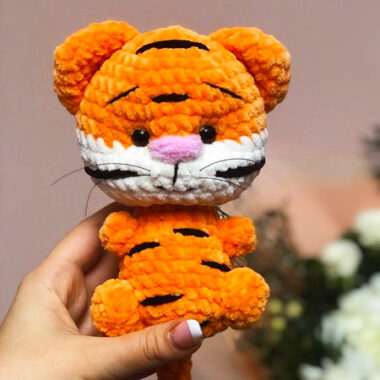 Baby Velvet Tiger Amigurumi free PDF pattern (2)