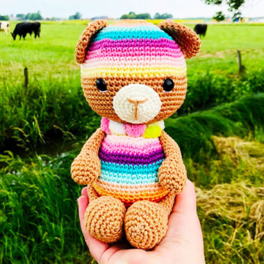 Amigurumi Essie The Rainbow Bear PDF Pattern (1)