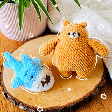Bear with Shark Hat Plush Amigurumi Free Pattern (1)