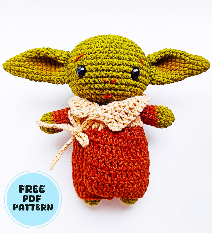 Amigurumi Baby Yoda in Robe Free PDF Pattern (1)