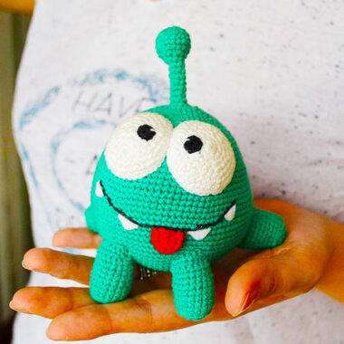 Om Nom Amigurumi PDF Free Pattern (1)