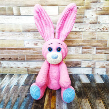 Pink Bunny with Big Ears Amigurumi Free Pattern (1)