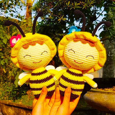 Spring Bee Doll Amigurumi Free Pattern Step by Step (1)