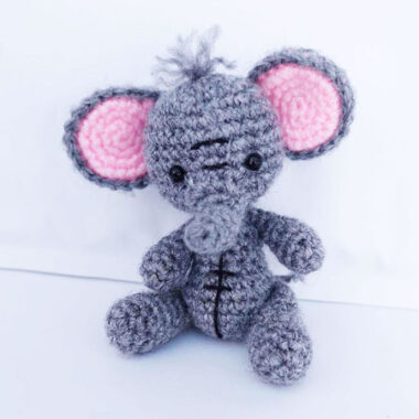 Amigurumi Little Elephant Keychain Free PDF Pattern (1)