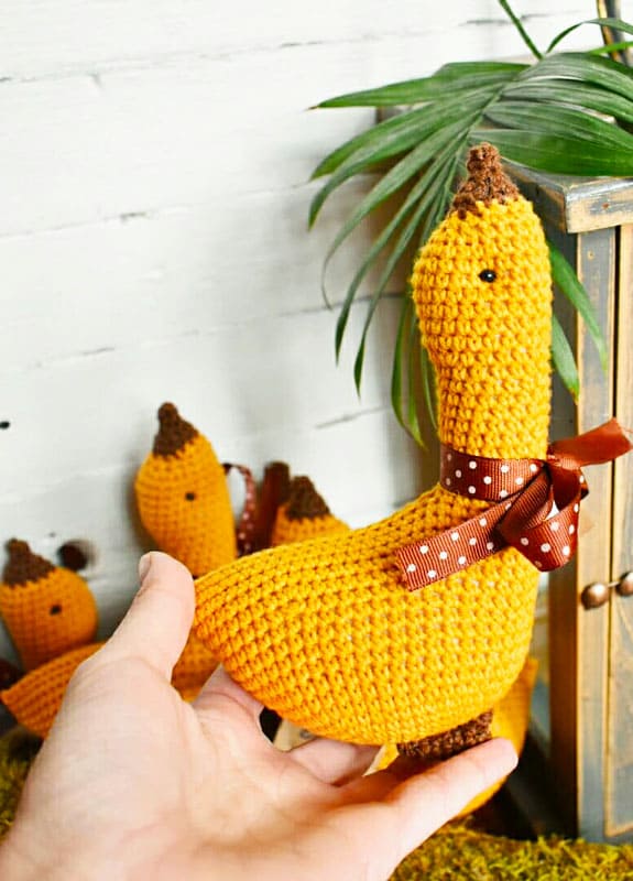 Goose bird Amigurumi Crochet Free Pattern (1)