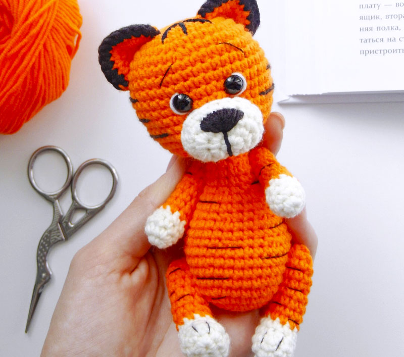 Crochet Freddie the Tiger PDF Amigurumi Free Pattern