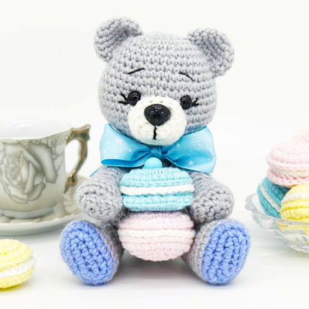 Crochet Bear with Macaroons Amigurumi PDF Free Pattern (1)