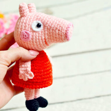 Crochet Peppa Pig in Red Dress PDF Free Pattern (3)