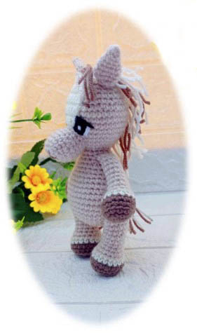 Trotro, the charming little crochet donkey, PDF file to download (in French)