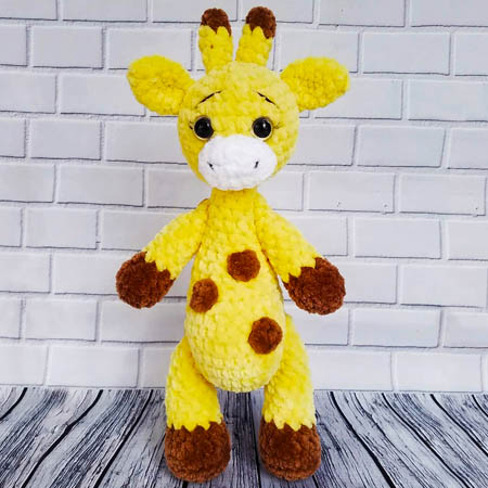 Plush Velvet Giraffe Amigurumi PDF Free Pattern