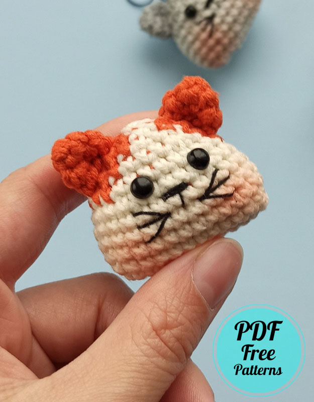 Beginner Cat Keychain Amigurumi PDF Pattern (2)