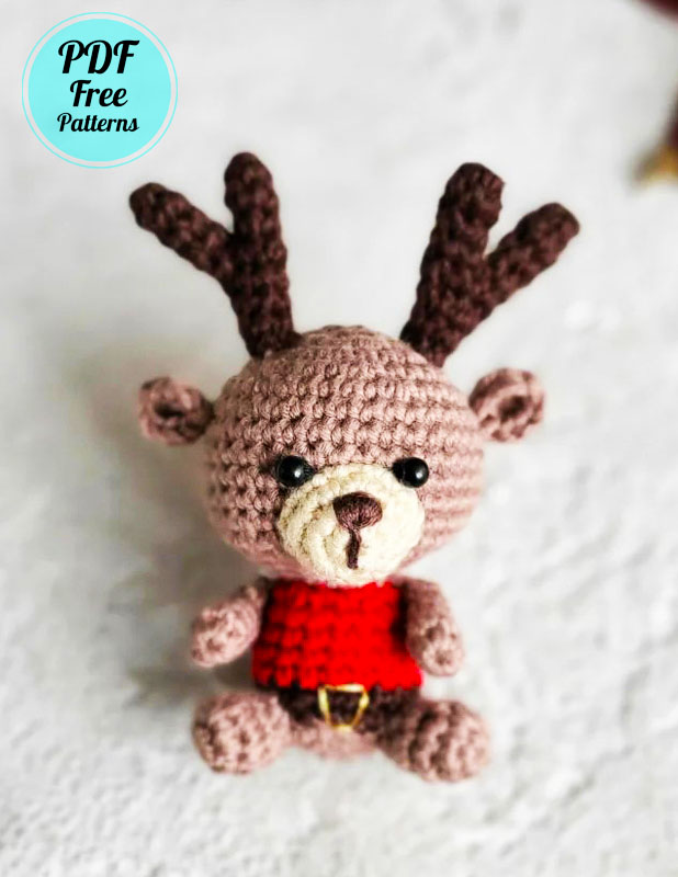 Christmas Keychain Deer Crochet Amigurumi PDF Pattern (3)
