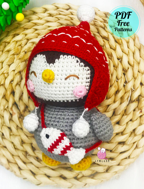 Crochet Penguin for Chirstmas Free PDF Pattern (2)