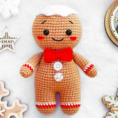 Easy Gingerbread Man for Chirstmas Crochet PDF Pattern (1)