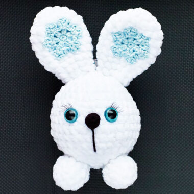 Snowflake Bunny Amigurumi PDF Crochet Pattern (1)