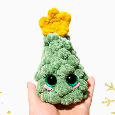 Plush Beginner Christmas Tree Crochet PDF Pattern (1)