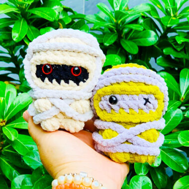 Plush Mummy Doll for Halloween PDF Crochet Pattern (2)