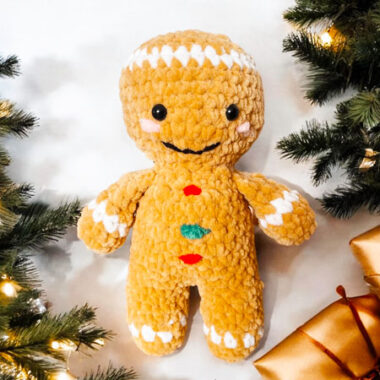 Gingerbread Man for Beginners Free Crochet Pattern (1)