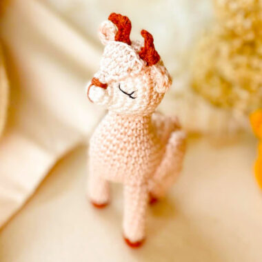 Deer of Noble Posture Amigurumi PDF Free Pattern (1)