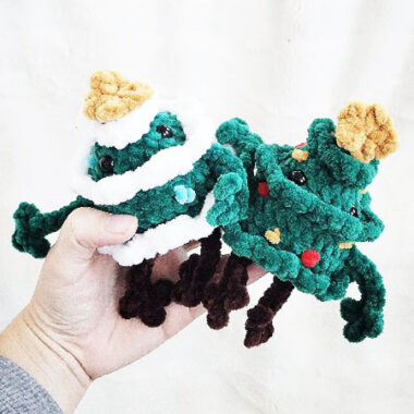 Leggy Christmas Tree Crochet Ornament PDF Pattern (1)