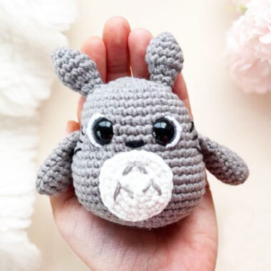 Little Totoro Crochet Keychain Free PDF Pattern (1)
