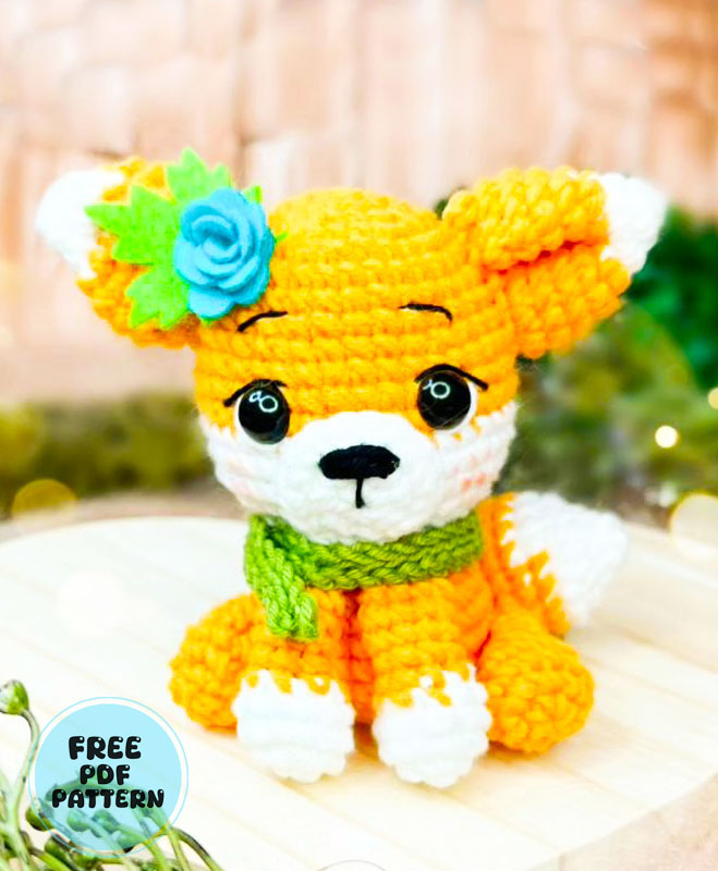 Sitting Fox Keychain Crochet PDF free Pattern